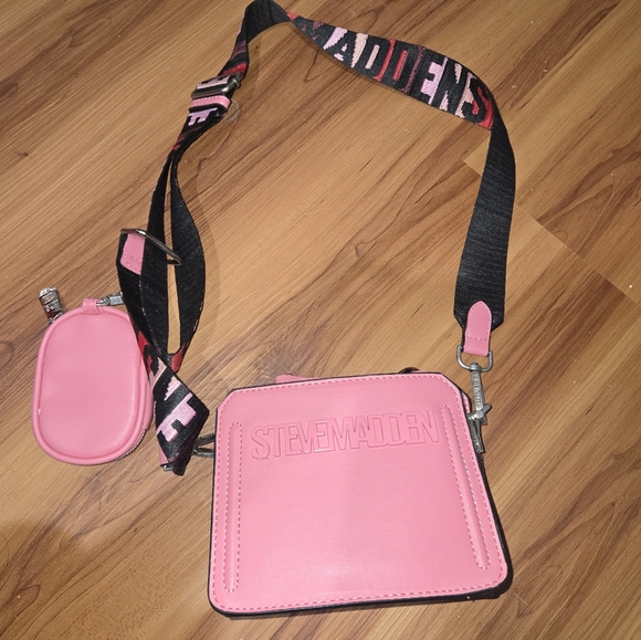 Steve Madden Handbags - Steve Madden Mini Pink Bevelyn Satchel Crossbody Bag Cute